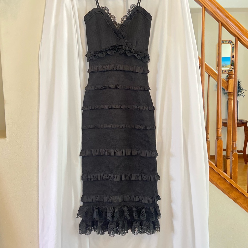 V. Chapman Black Ruffled Tiered Midi Dress - Picture 4 of 4